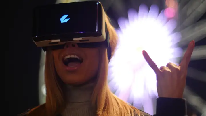 VR HEADSET